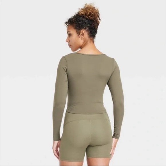 All in Motion Moss Green Flex Shirred Cropped Long Sleeve T- Shirt Size XL - Picture 2 of 9